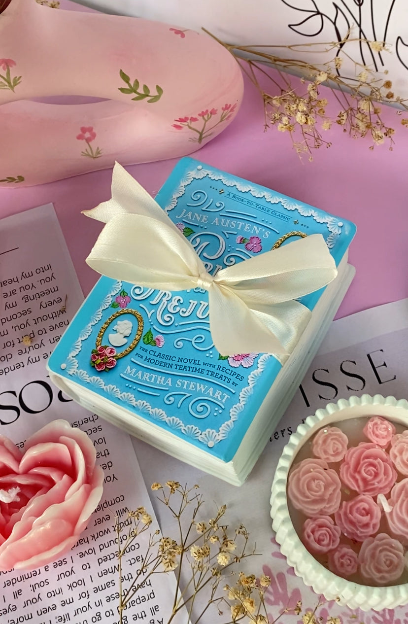 Book Pot Candle (Custom designed)
