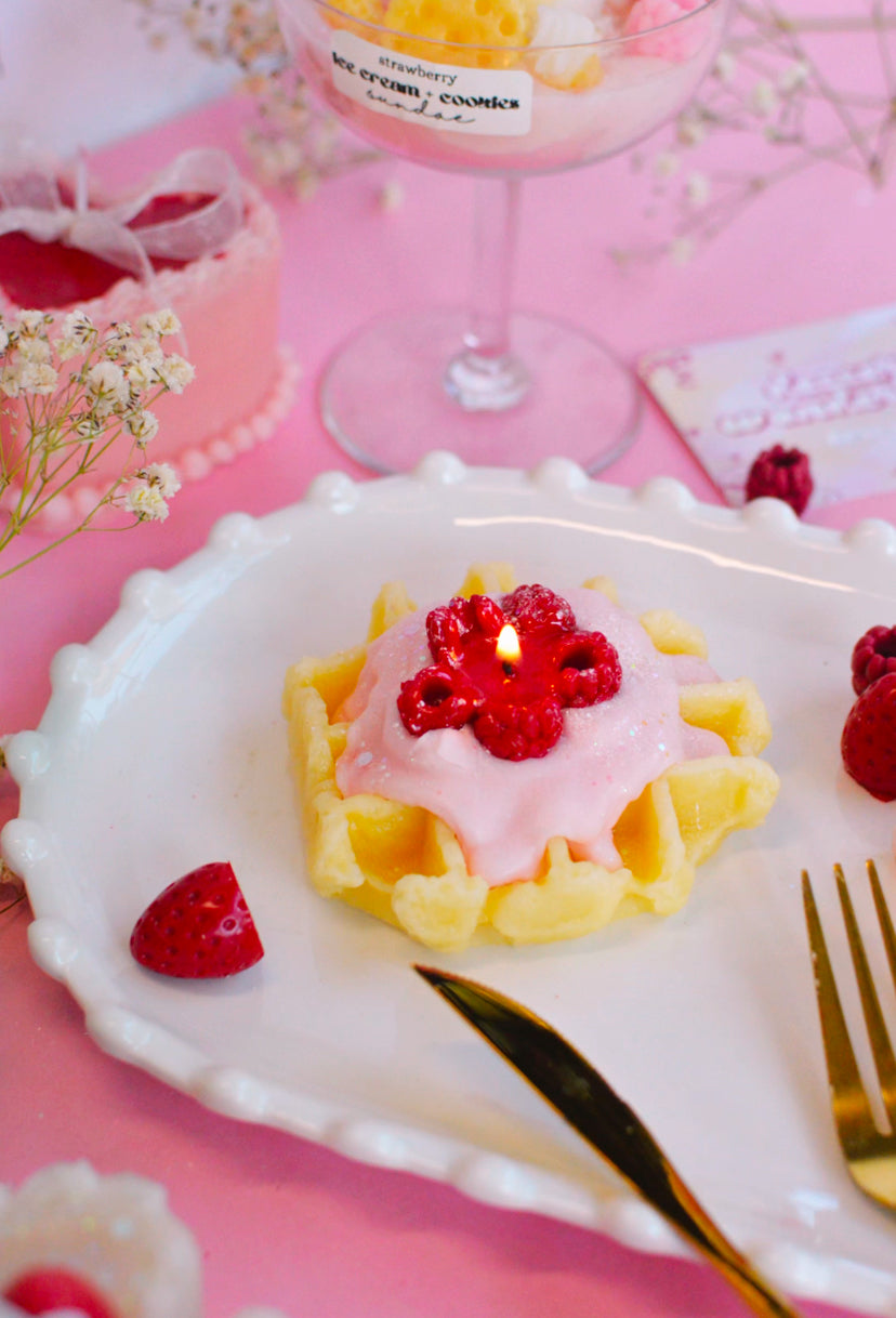 Melt my Waffle Candle