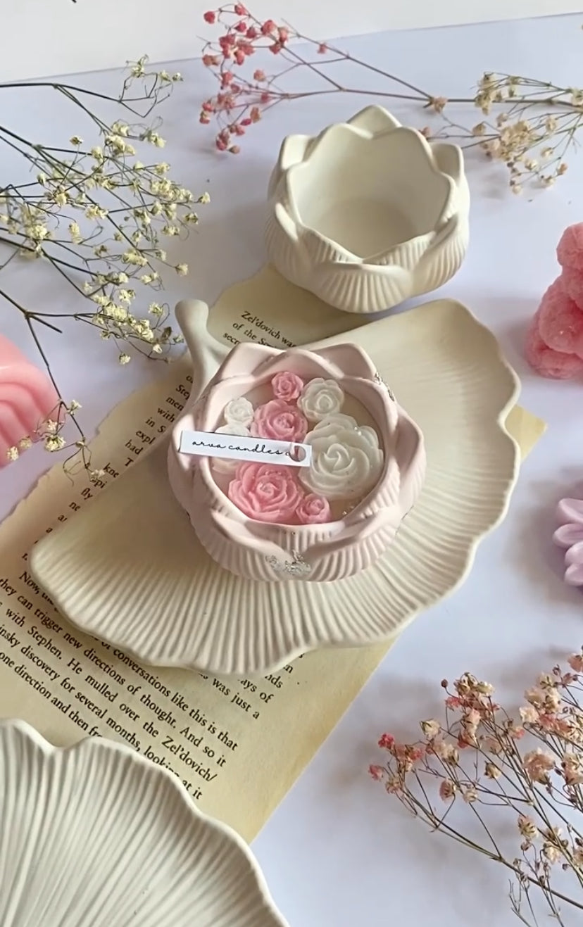 Lotus Flower Pot Candle & Leaf Tray duo